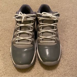 Air Jordan 11 low size 7Y